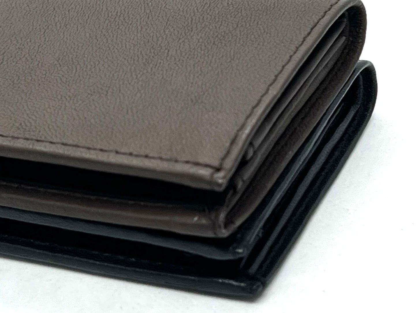 RFID Blocking Men's Genuine Leather Bifold Card Slots Double Flap ID Holder