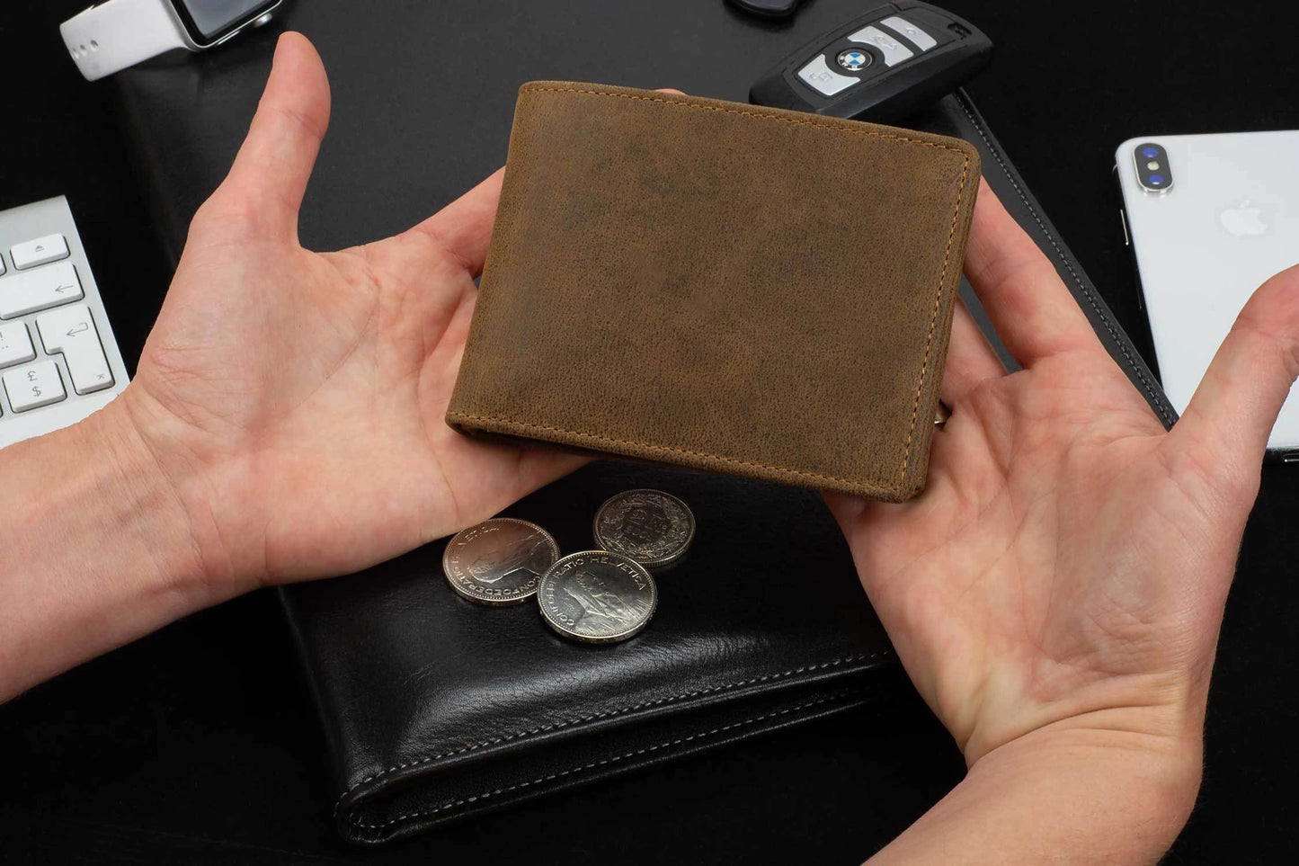 RFID Blocking Hunter Brown Men's Vintage Leather Thin Bifold Wallet